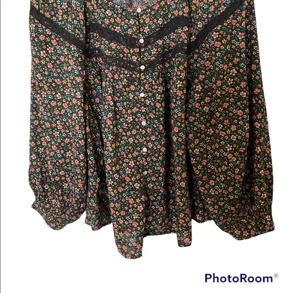 New old navy floral blouse woman’s - Picture 7 of 14